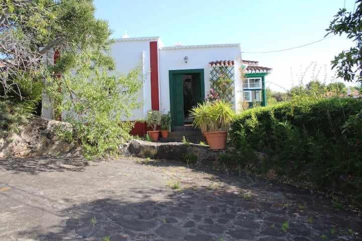 Casa Vicente Vista Al Mar Y Montana Holiday home Brena Alta